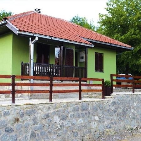 Green Eco Cottage Колашин Екстер'єр фото